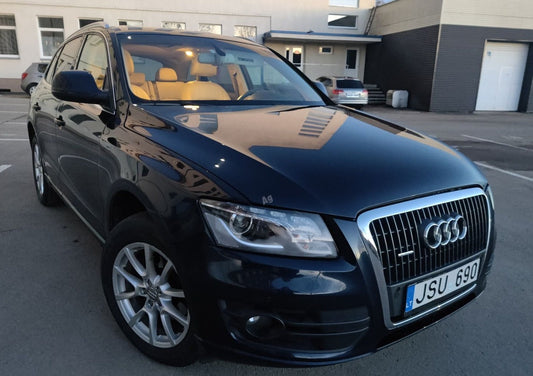 Audi Q5 Benzinas 2011 m Visureigis