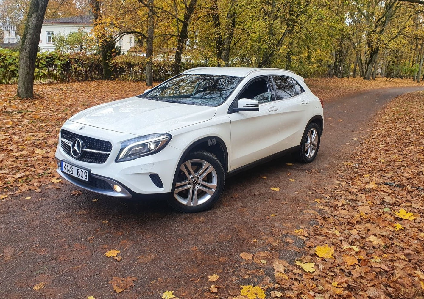 Mercedes-Benz GLA 250 4 MATIC T ECO Benzinas 2015 m